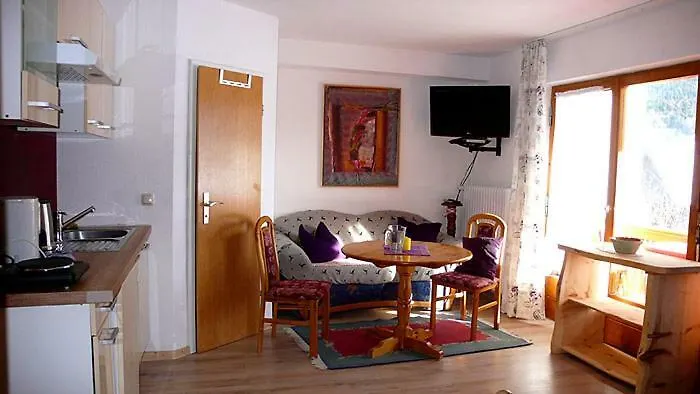 Guest house Ferienwohnungen Berghof Krun Germany