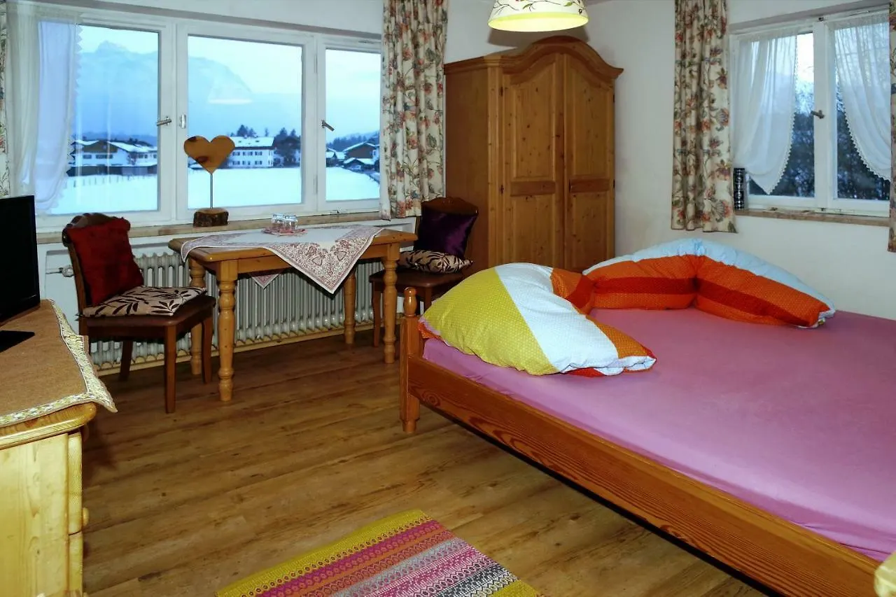 Guest house Ferienwohnungen Berghof Krun